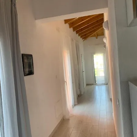 Mini Penthouse Olympe Mavrove Apartment Vlore